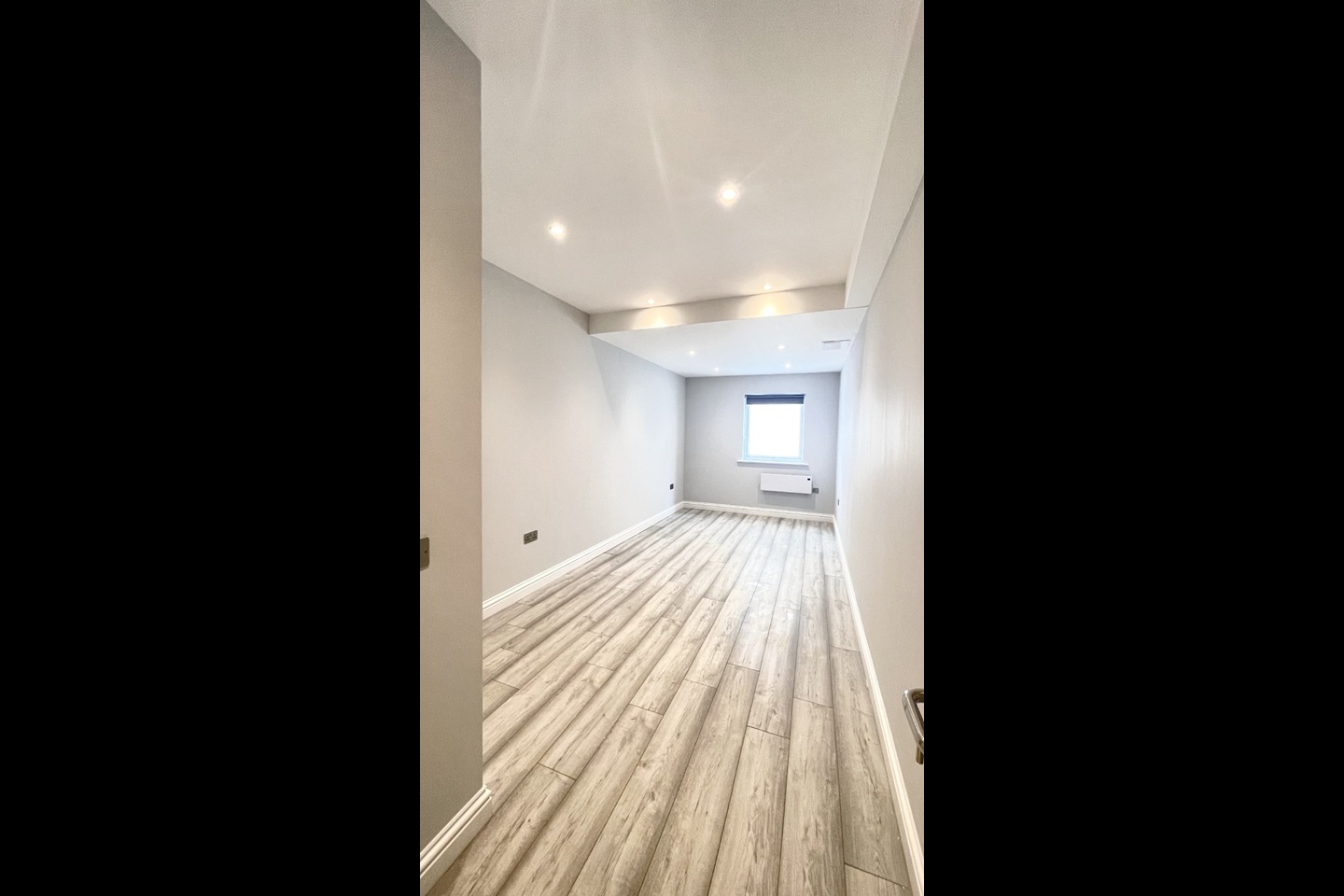 2 Bed Flat, Cuthbert Bank Road, S6 photo 2