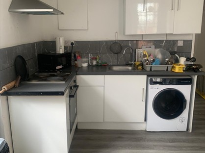 3 Bed Flat, High Street, BS23