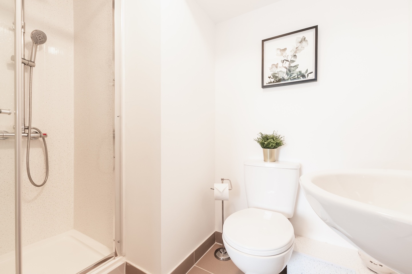 Additional image 10 of 2 Bed Flat, Atlantic Mansions, SO14, N1 7GU