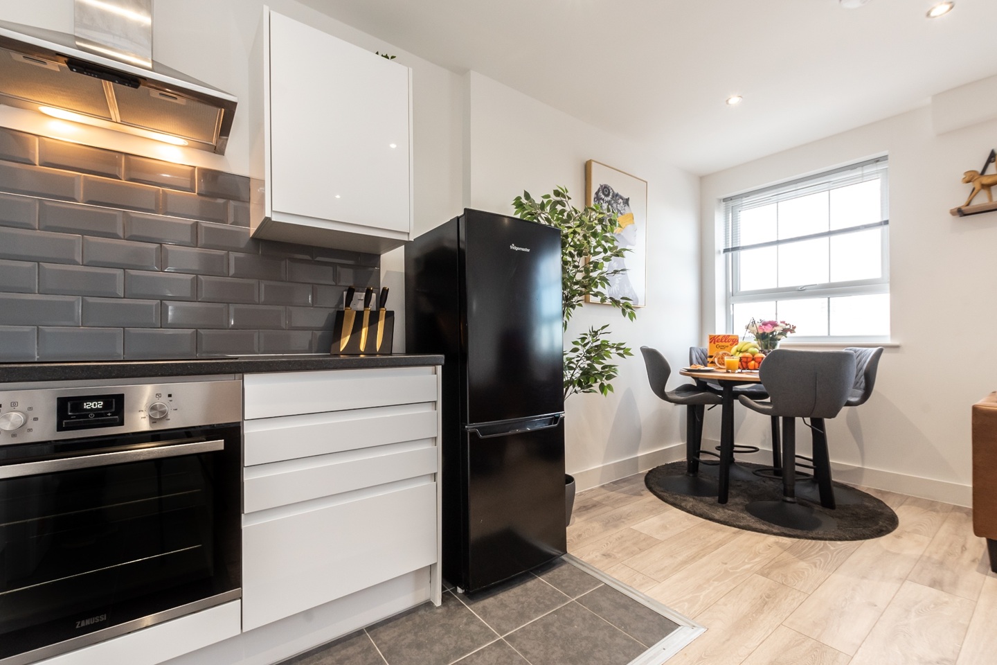 Additional image 11 of 2 Bed Flat, Atlantic Mansions, SO14, N1 7GU