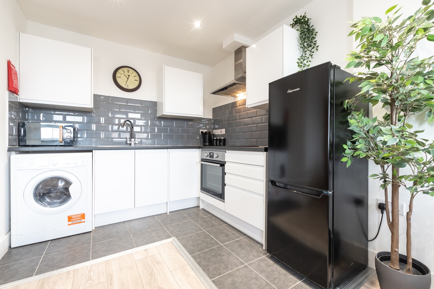 Additional image 2 of 2 Bed Flat, Atlantic Mansions, SO14, N1 7GU