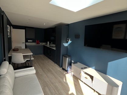 Room in a Shared House, Mynchens, SS15