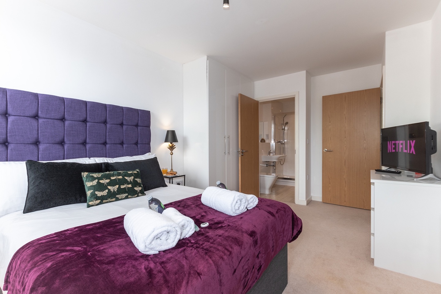 Additional image 10 of 2 Bed Flat, Empress Heights, SO14, N1 7GU