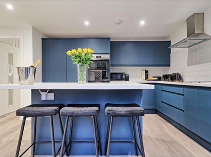 5 Bed Detached House, Devonshire Gardens, CM7