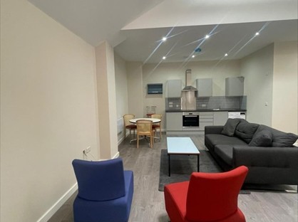 Studio Flat, Station Road, WF17