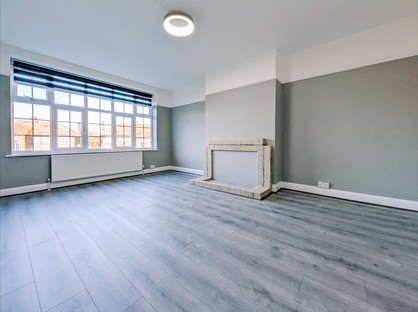 2 Bed Flat, Wynash Gardens, SM5