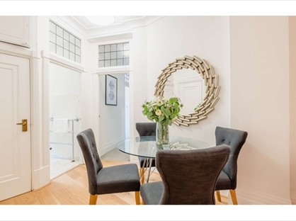 2 Bed Flat, Strathmore Court, NW8