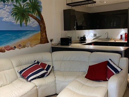2 Bed Flat, Shipman Road, E16