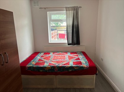 Room in a Shared House, Hampton Road, IG1