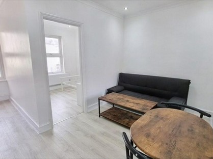 2 Bed Maisonette, Frith Road, E11