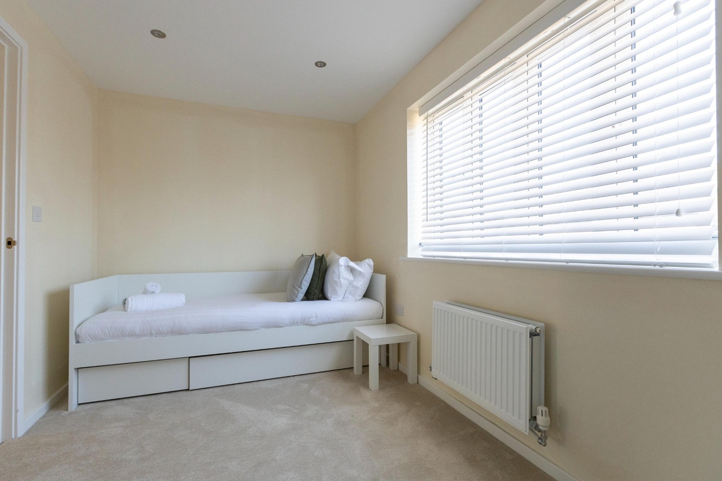 Additional image 8 of 3 Bed Semi-Detached House, Eskdale Drive Short Term Rental, OX11, N1 7GU