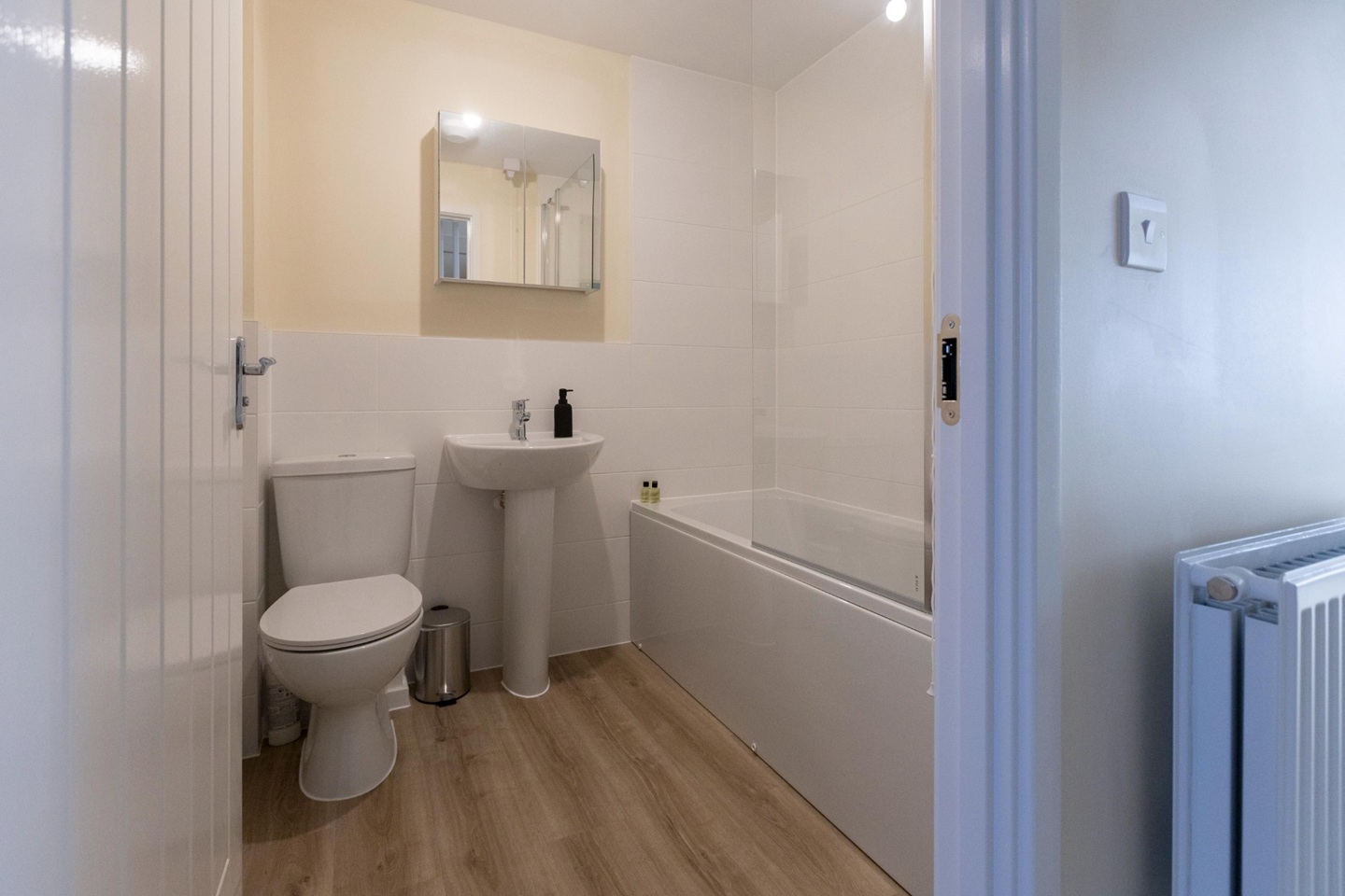 Additional image 9 of 3 Bed Semi-Detached House, Eskdale Drive Short Term Rental, OX11, N1 7GU