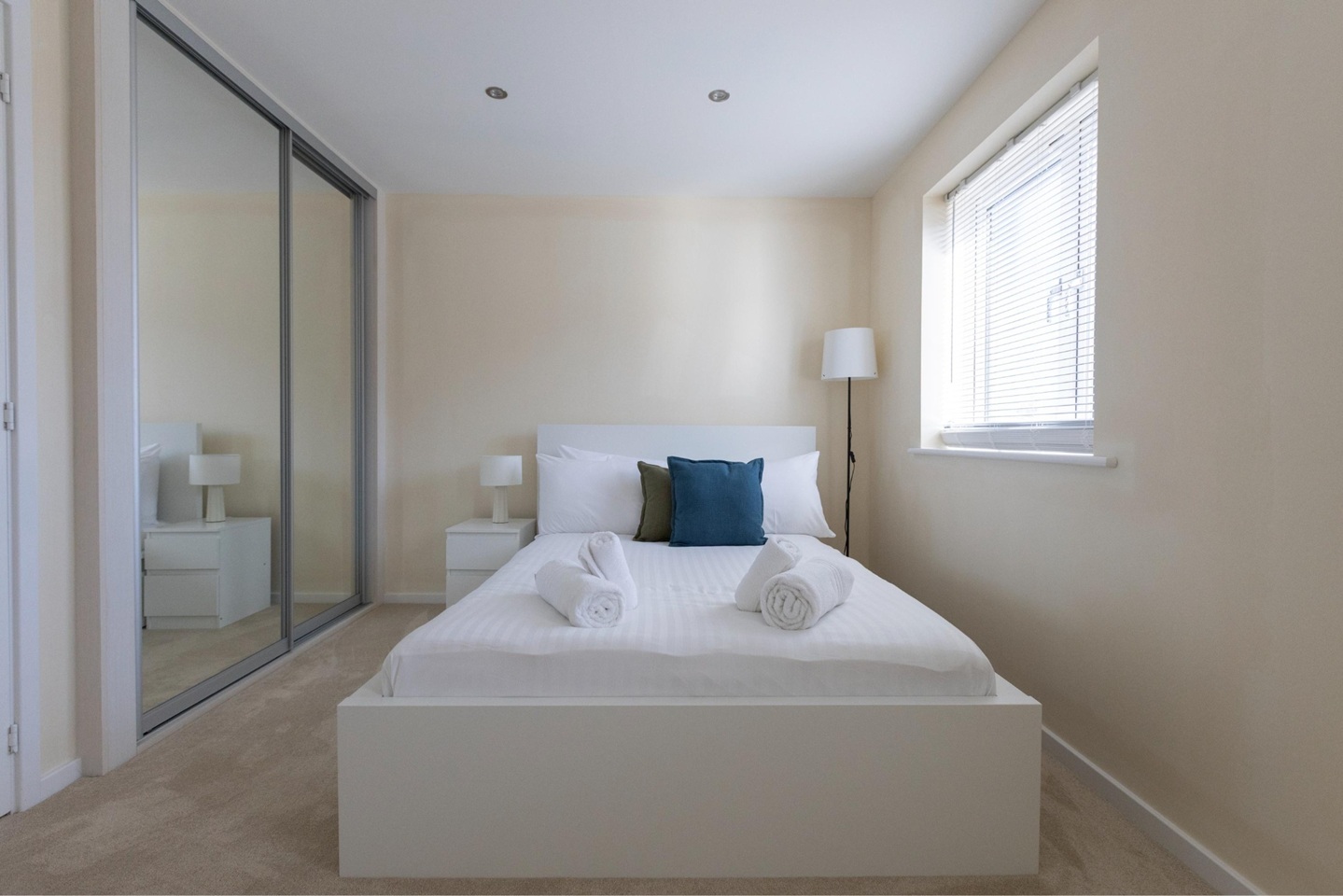 Additional image 17 of 3 Bed Semi-Detached House, Eskdale Drive Short Term Rental, OX11, N1 7GU