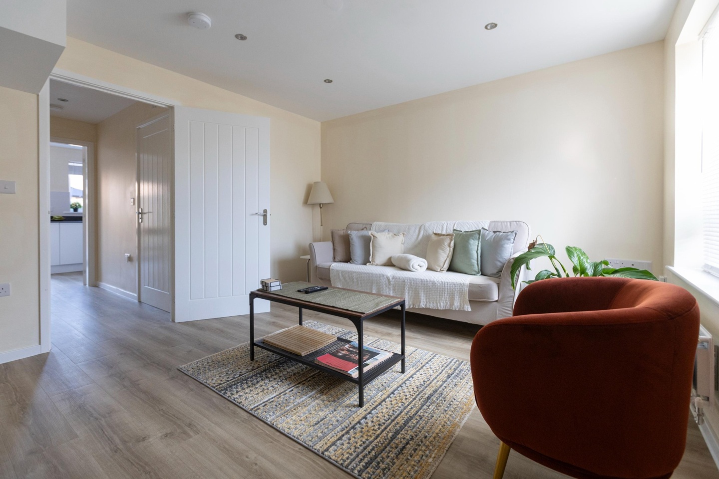 Additional image 20 of 3 Bed Semi-Detached House, Eskdale Drive Short Term Rental, OX11, N1 7GU