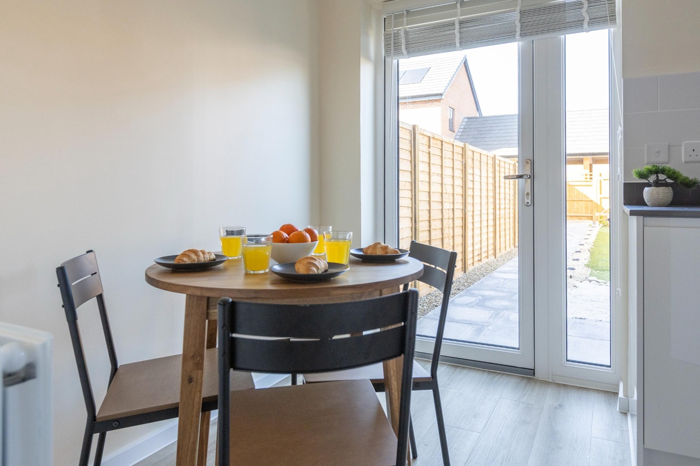 Additional image 25 of 3 Bed Semi-Detached House, Eskdale Drive Short Term Rental, OX11, N1 7GU