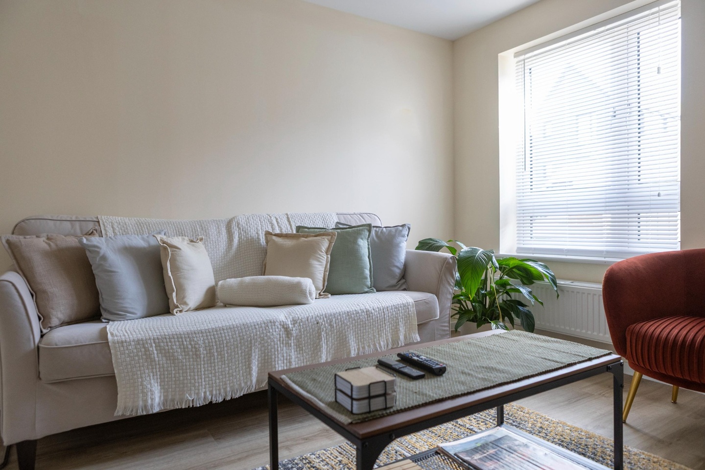 Additional image 33 of 3 Bed Semi-Detached House, Eskdale Drive Short Term Rental, OX11, N1 7GU