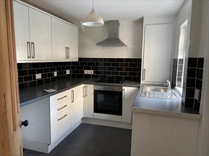 2 Bed Terraced House, Warren Street, FY7