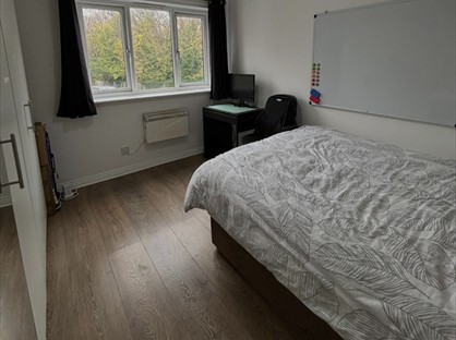 Room in a Shared Flat, Morden, SM4