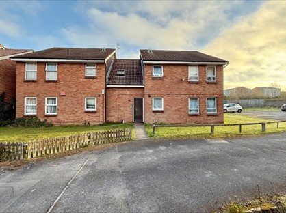 Studio Flat, Marsh Close, LE4