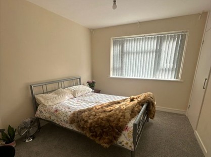 Room in a Shared Flat, Moseley, B13