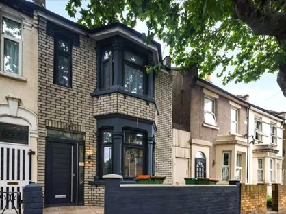 6 Bed End Terrace, Neville Road, E7