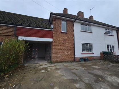 Studio Flat, Hawthorn Way, TW17