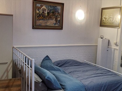 Studio Flat, Bond Street, WF13