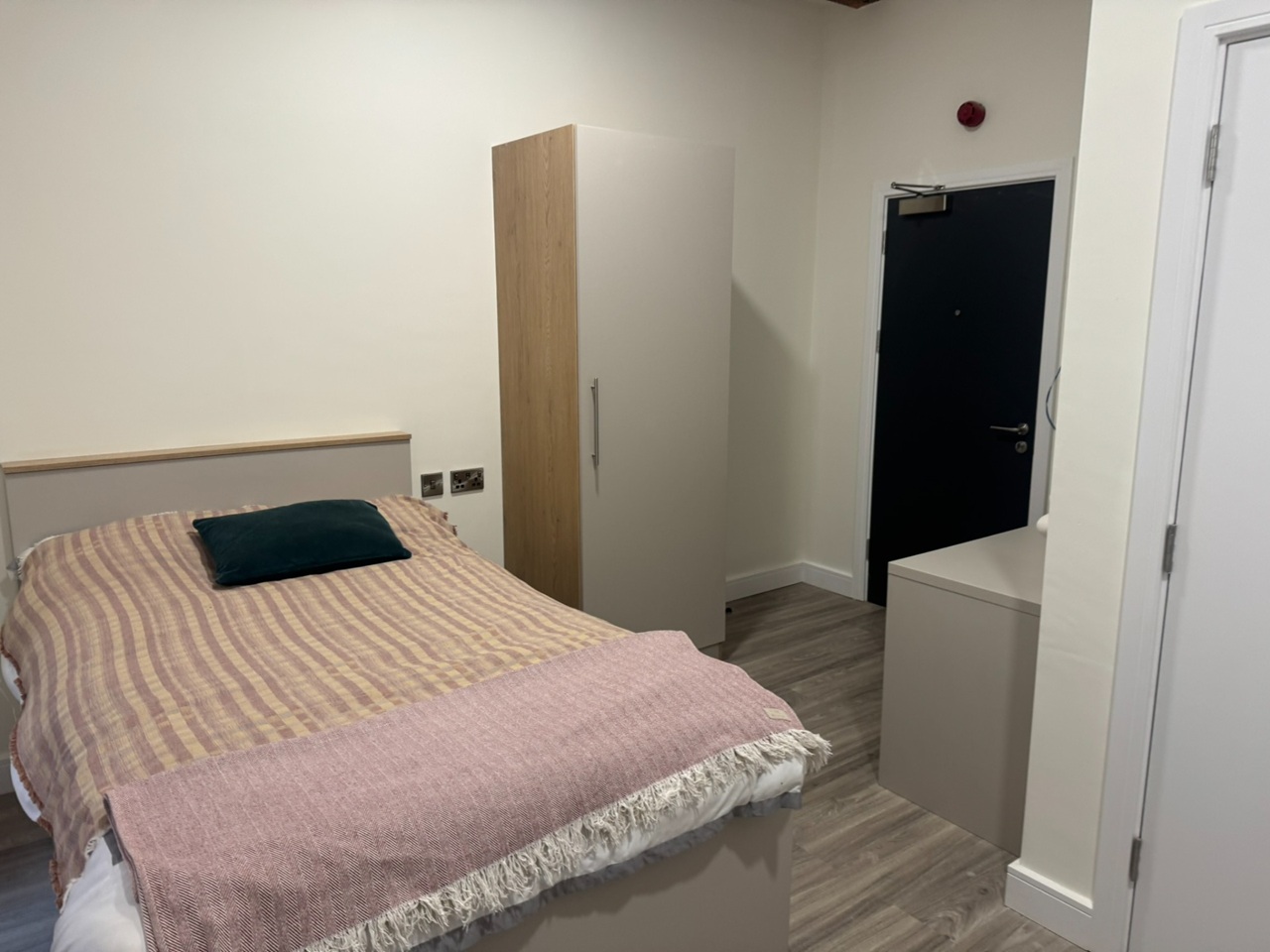 Additional image 12 of Room in a Shared Flat, Roden St, NG3, N1 7GU