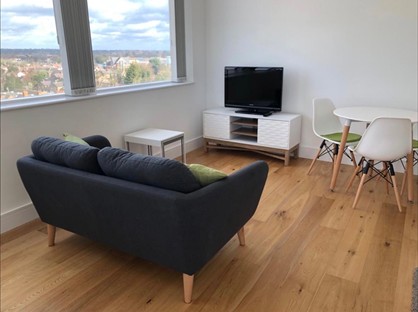 Studio Flat, High Street, SL1