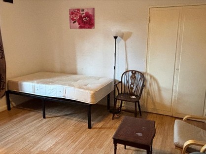 3 Bed Flat, Brae Court, KT2