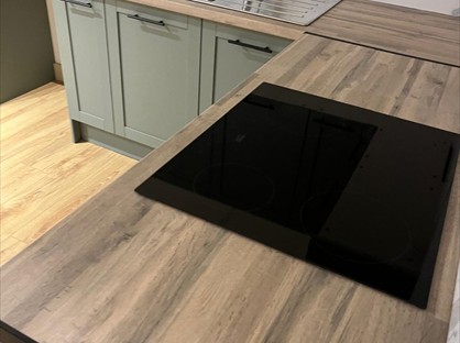 Studio Flat, Lodge Lane, RM5