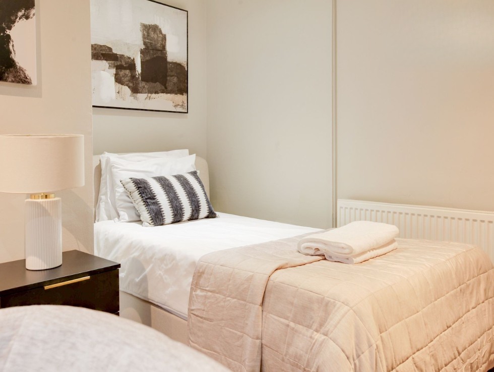 Room in a Shared House, Mill Road, CB1, N1 7GU