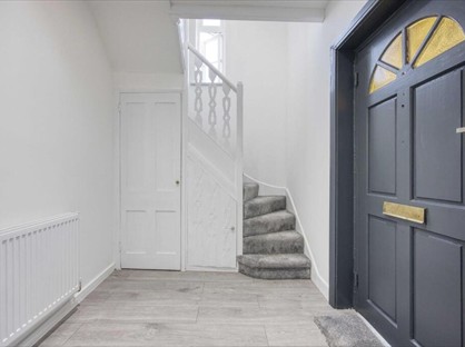 4 Bed Semi-Detached House, Harefield Road, UB8