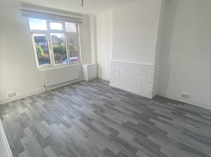 4 Bed Flat, Hertford Road, EN3