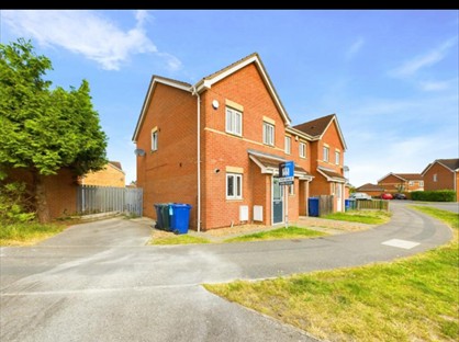 3 Bed End Terrace, Reeves Way, DN3