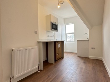 Studio Flat, Beulah Road, CR7
