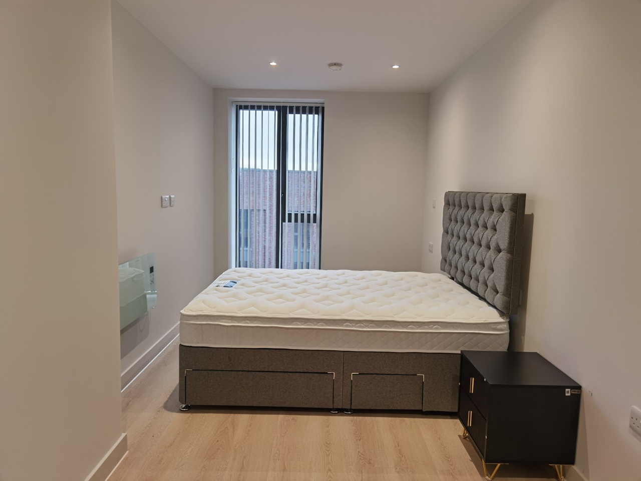 Manchester - 2 Bed Flat, Dutton Street, M3 - To Rent Now for £1,500.00 p/m