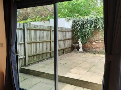 Studio Flat, Roehampton Vale, SW15