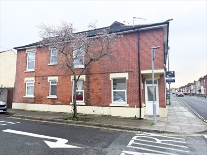 4 Bed Terraced House, Twyford Avenue, PO2