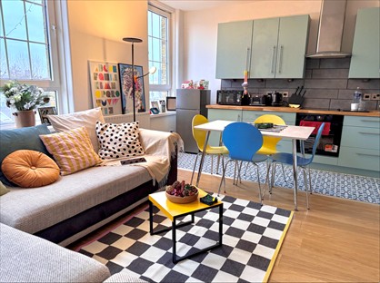 2 Bed Flat, Swan Road, SE16