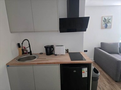 Studio Flat, Astral House, SW16