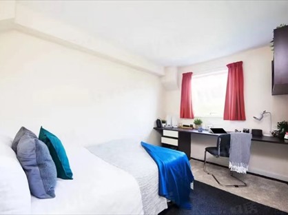 Room in a Shared Flat, Byron Street, NE2