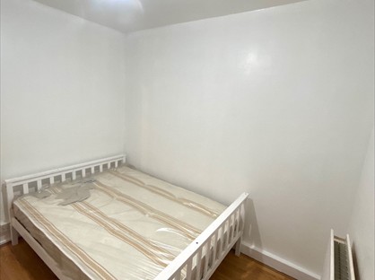 Room in a Shared Flat, Whiteness House, SW9