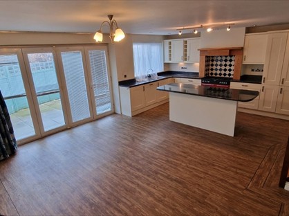 5 Bed Terraced House, Bankfield Road, LA18