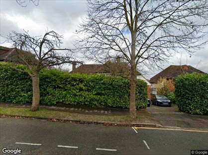 1 Bed Flat, Wodeland Avenue, GU2