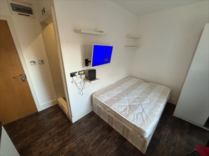 Studio Flat, Green Lanes, N8