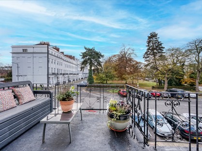 2 Bed Flat, Clarendon Square, CV32