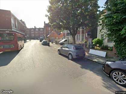 1 Bed Flat, Streatham High Street, SW16