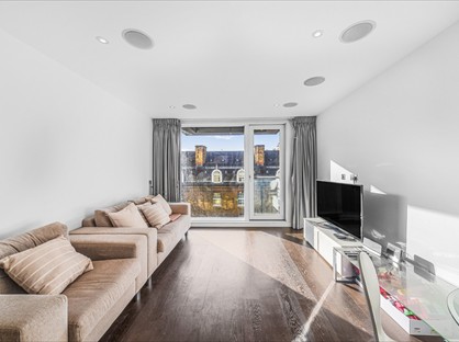 1 Bed Flat, Moore House, SW1W