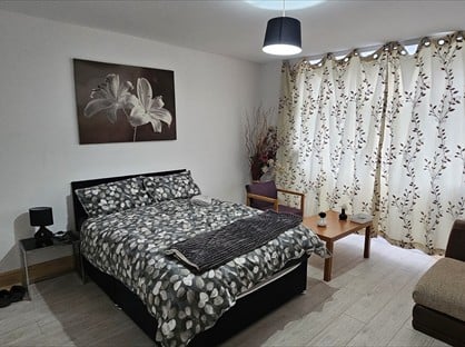 5 bed room for rent in Room in a Shared House, Wilbraham Road, M14